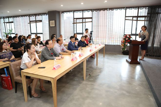 舞當家西安分公司在高陵雅樂藝術學校正式成立